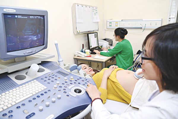 Chăm sóc trước và trong khi sinh để “mẹ tròn con vuông” - Ảnh 2 Chăm sóc trước và trong khi sinh để “mẹ tròn con vuông” - Ảnh 2