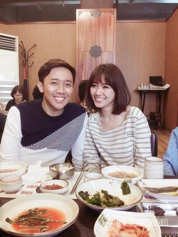 Bận 'tối mắt' nhưng Trấn Thành vẫn dành thời gian thăm họ hàng vợ ở Hàn Quốc - Ảnh 1 Bận 'tối mắt' nhưng Trấn Thành vẫn dành thời gian thăm họ hàng vợ ở Hàn Quốc - Ảnh 1