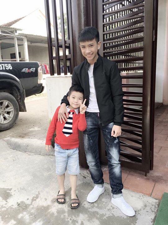 Gia đình bé trai 6 tuổi bị mất tích ở Quảng Bình: “Hình ảnh cháu bé được chụp ở Hà Nội không phải con tôi” - Ảnh 2 Gia đình bé trai 6 tuổi bị mất tích ở Quảng Bình: “Hình ảnh cháu bé được chụp ở Hà Nội không phải con tôi” - Ảnh 2