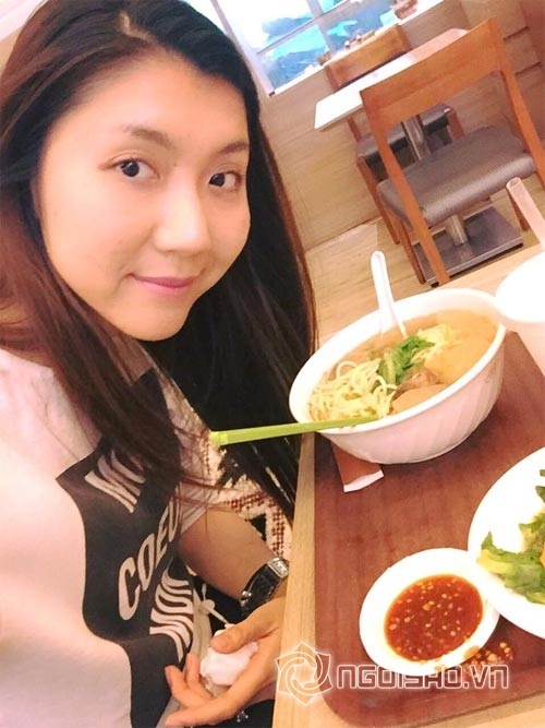 Chân dài Việt xuống sắc nhanh nhất sau khi lấy chồng, sinh con - Ảnh 13 Chân dài Việt xuống sắc nhanh nhất sau khi lấy chồng, sinh con - Ảnh 13
