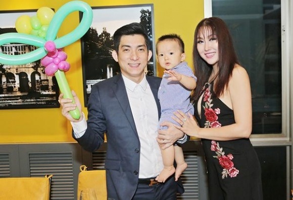 Chỉ mới một tuổi, con trai Phi Thanh Vân đã sở hữu khối tài sản đáng mơ ước - Ảnh 1 Con trai của Phi Thanh Vân rất kháu khỉnh đáng yêu