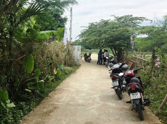 Mẹ chồng cầm dao rượt con dâu trước khi bị xô ngã chết - Ảnh 1 Mẹ chồng cầm dao rượt con dâu trước khi bị xô ngã chết - Ảnh 1