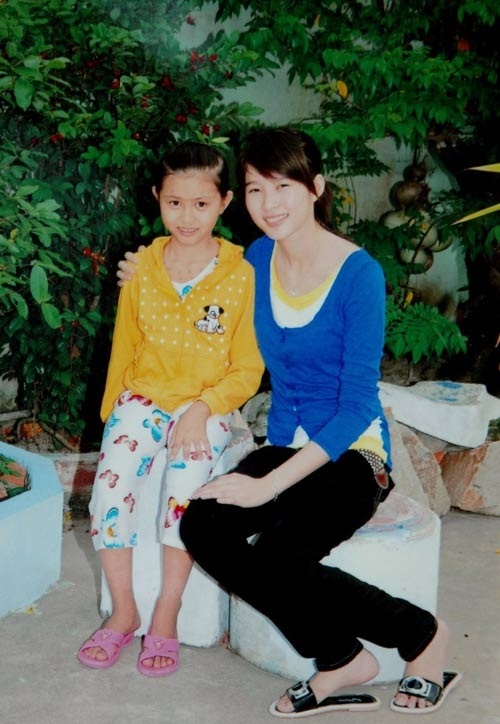 Loạt ảnh thuở bé cực dễ thương của Hoa hậu Thu Thảo và chồng sắp cưới - Ảnh 5 Loạt ảnh thuở bé cực dễ thương của Hoa hậu Thu Thảo và chồng sắp cưới - Ảnh 5
