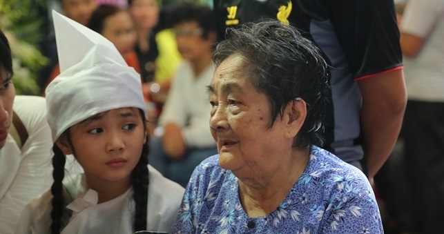 Mẹ nghệ sĩ Khánh Nam: ‘Lúc vuốt mặt nó, tôi định rầy vì tội không nghe lời’ - Ảnh 2 Mẹ nghệ sĩ Khánh Nam: ‘Lúc vuốt mặt nó, tôi định rầy vì tội không nghe lời’ - Ảnh 2