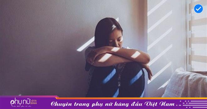 Tự dưng chồng đòi ở lại thành phố ăn tết mình nghi ngờ anh phản bội