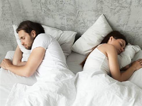 Nhiều phụ nữ không hề biết chồng bị 'bỏ đói' tình dục, cho đến khi phát hiện ra những dấu hiệu này