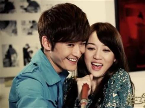 Bất ngờ 'đào lại' cảnh Trương Hàn chủ động hôn Trần Kiều Ân, biểu cảm 'khóc thét' của đàn gái khiến dân tình chú ý Bất ngờ 'đào lại' cảnh Trương Hàn chủ động hôn Trần Kiều Ân, biểu cảm 'khóc thét' của đàn gái khiến dân tình chú ý