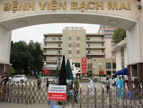 Nóng: Gần 200 cán bộ, nhân viên Bệnh viện Bạch Mai xin nghỉ việc, chuyển công tác