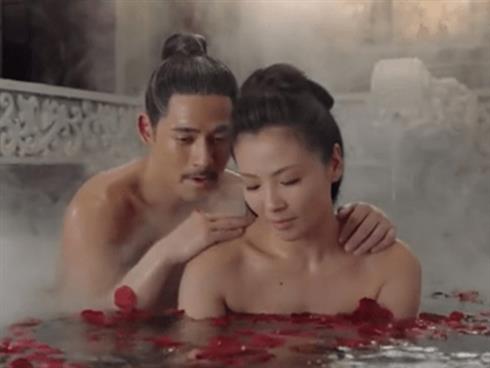 Đại Tống Cung Từ: Clip đỏ mặt với màn tắm uyên ương của Lưu Đào và Châu Du Dân