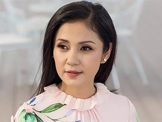 'Người đẹp Tây Đô' Việt Trinh nói gì trước tin đồn 'có đại gia bao nuôi'?