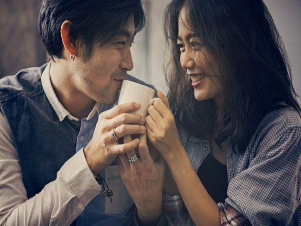 Đàn bà khôn cư xử với chồng: 2 không giữ, 3 không chạm và 4 không hỏi