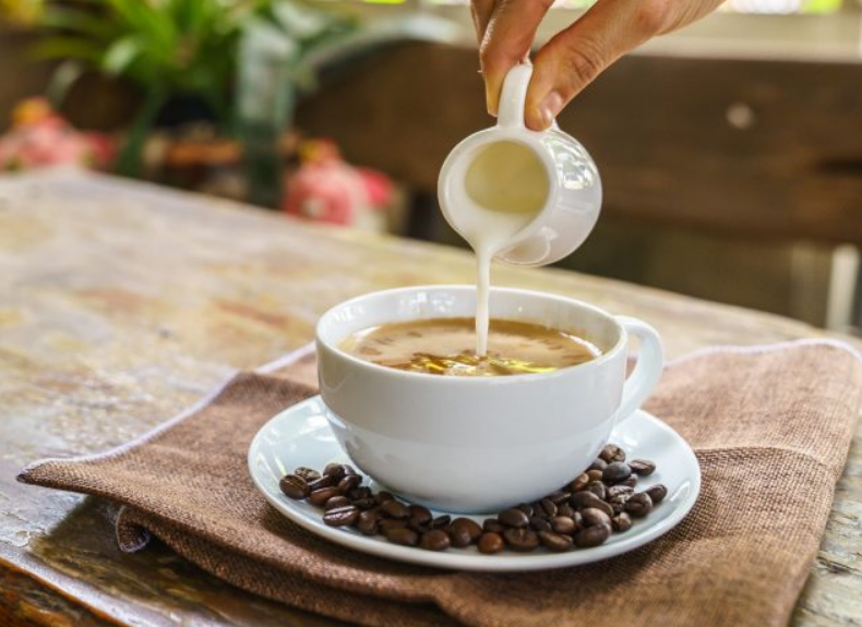 5 kiểu bữa sáng tưởng lành mạnh nhưng tăng cân không ngờ - Ảnh 1