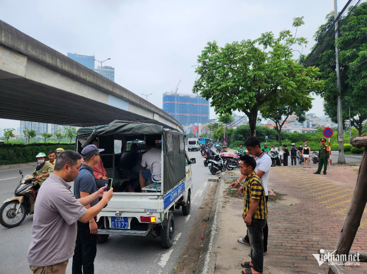 Dựng lại hiện trường vụ gia đình vùng cao bị ‘chặt chém’ 4,2 triệu đồng tiền taxi ở Hà Nội - Ảnh 1 Dựng lại hiện trường vụ gia đình vùng cao bị ‘chặt chém’ 4,2 triệu đồng tiền taxi ở Hà Nội - Ảnh 1