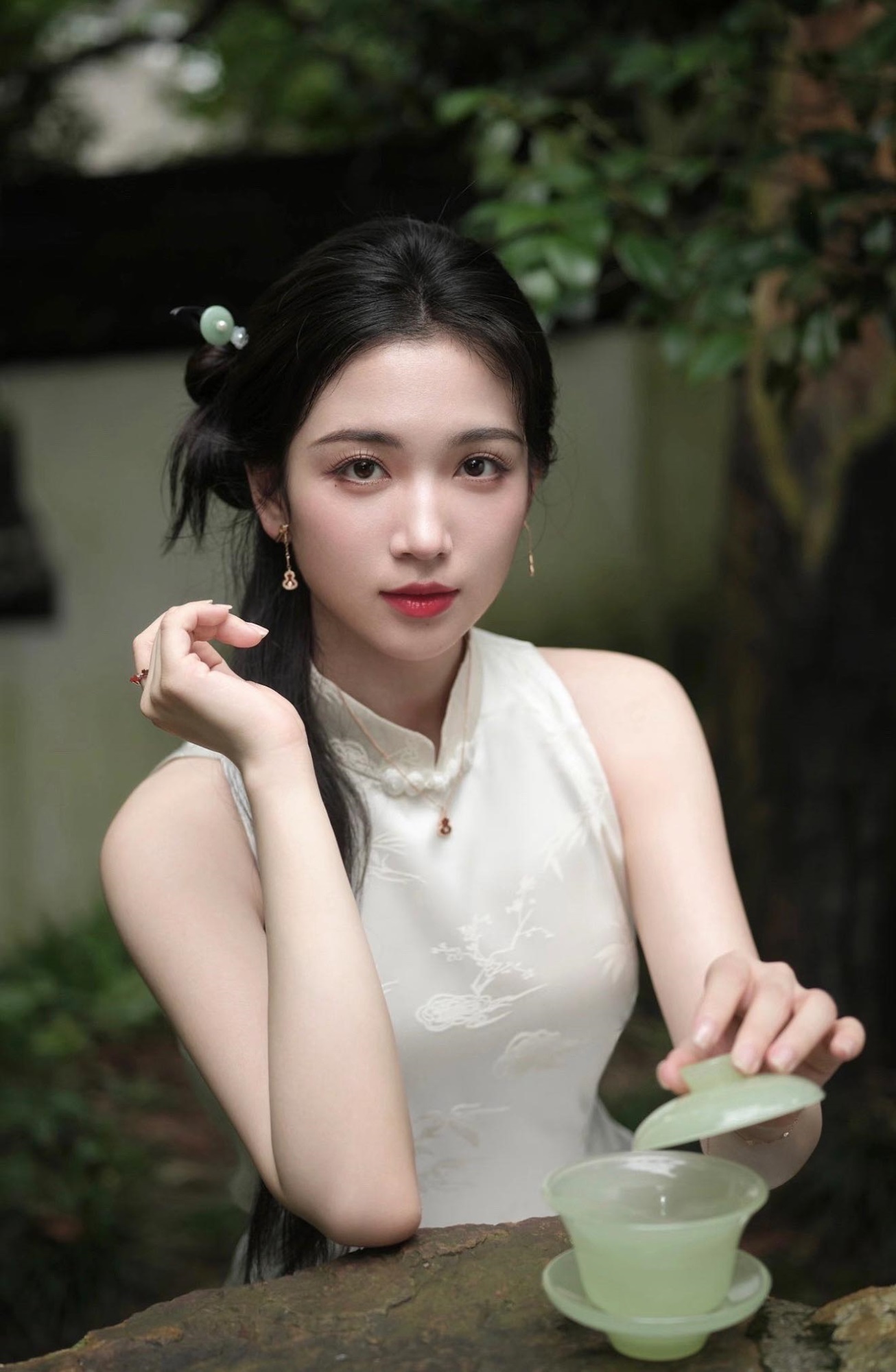 Kể từ ngày mai, Chủ Nhật 27/4/2025, 3 con giáp danh lợi song toàn, kinh doanh vượng phát, thu hái bộn tiền, hỷ sự lâm môn - Ảnh 1