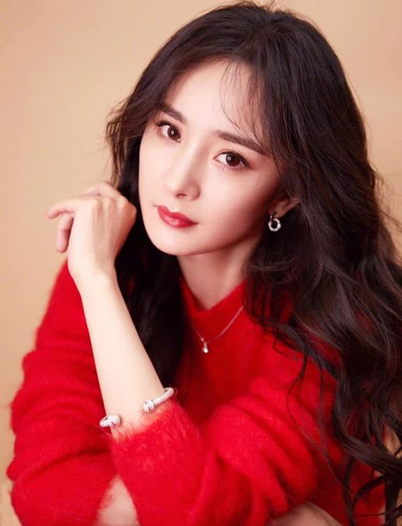 Đúng 8h hôm nay, thứ Hai 5/5/2025, Thần Tài ngự trên két, 3 con giáp tài lộc đảo chiều bùng nổ, quét sạch nợ nần, vươn lên giàu khủng khiếp - Ảnh 1