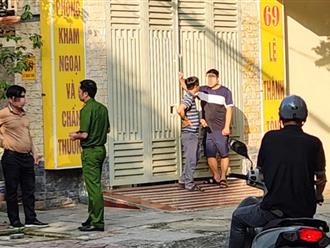 Nửa đêm, nhiều người vẫn tập trung theo dõi vụ người phụ nữ tử vong tại phòng khám tư