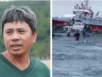 Thuyền viên đầu tiên được cứu lên bờ sau vụ chìm tàu: "Lúc đó tôi nghĩ, nếu có cơ hội sống thì tốt, còn không phải chấp nhận"