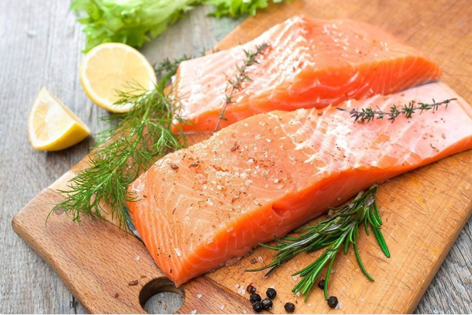 Vitamin D và dầu cá: Nên dùng loại thực phẩm bổ sung nào - Ảnh 3 Vitamin D và dầu cá: Nên dùng loại thực phẩm bổ sung nào - Ảnh 3