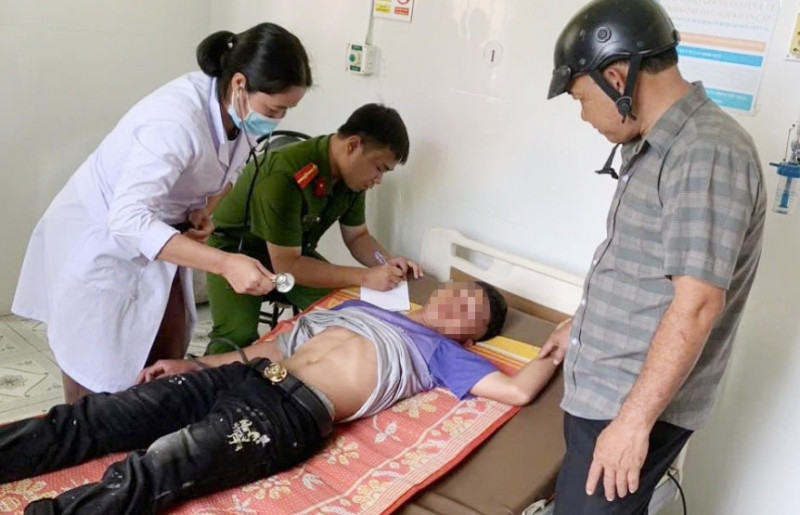 Gia Lai: Nam sinh nhảy cầu xong bơi vào bờ, trốn lên rẫy khiến hàng chục người vất vả tìm kiếm nhiều giờ - Ảnh 1 Gia Lai: Nam sinh nhảy cầu xong bơi vào bờ, trốn lên rẫy khiến hàng chục người vất vả tìm kiếm nhiều giờ - Ảnh 1