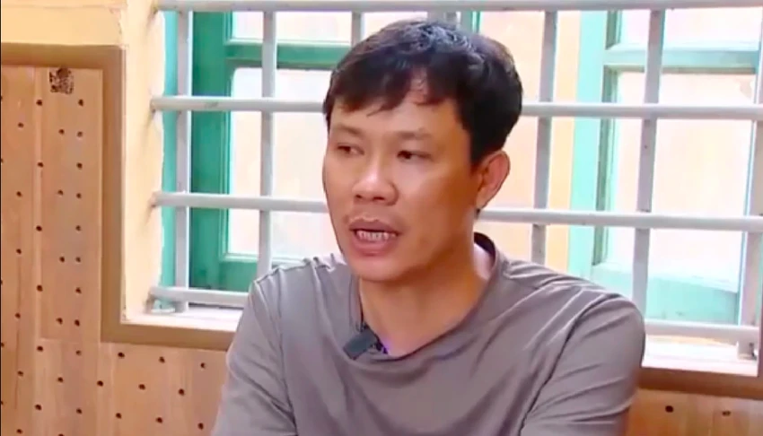 Bức xúc trước lời khai khi bị bắt của giám đốc xưởng sản xuất 71 nghìn lít dầu ăn giả, 40 tấn mì chính giả - Ảnh 1 Bức xúc trước lời khai khi bị bắt của giám đốc xưởng sản xuất 71 nghìn lít dầu ăn giả, 40 tấn mì chính giả - Ảnh 1