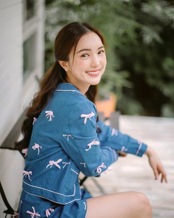 Cuối ngày hôm nay (9/6/2025), Thần Tài độ mệnh, quý nhân đỡ bước, 3 con giáp sự nghiệp thăng tiến, tiền tìm đến cửa, mua nhà tậu xe dễ như trở bàn tay - Ảnh 3 Cuối ngày hôm nay (9/6/2025), Thần Tài độ mệnh, quý nhân đỡ bước, 3 con giáp sự nghiệp thăng tiến, tiền tìm đến cửa, mua nhà tậu xe dễ như trở bàn tay - Ảnh 3