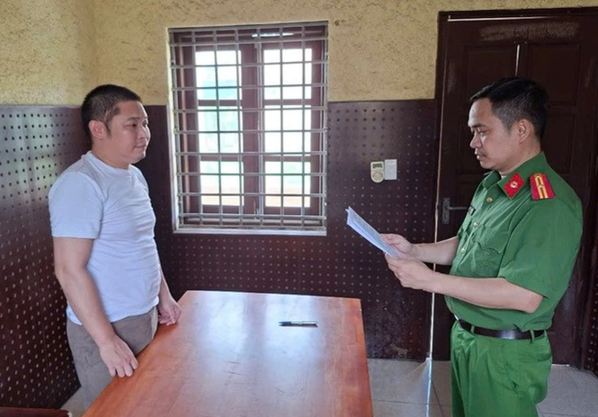 Đến nhà đón con, người đàn ông nổ súng bắn gia đình nhà vợ - Ảnh 1 Đến nhà đón con, người đàn ông nổ súng bắn gia đình nhà vợ - Ảnh 1